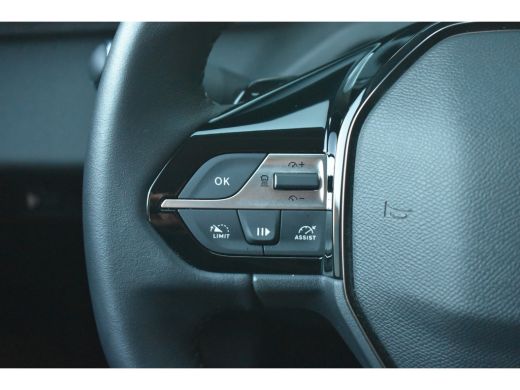 Peugeot 408 Peugeot 1.2 PureTech Allure Pack 130pk | Automaat | Navigatie | Stoelverwarming | Voorruitverwarm... ActivLease financial lease