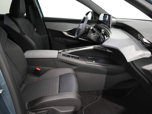 Peugeot E-3008 Allure 73 kWh | | 21" display | Adaptieve cruise | Clima | 360* Camera | AUTOMATIC ActivLease financial lease