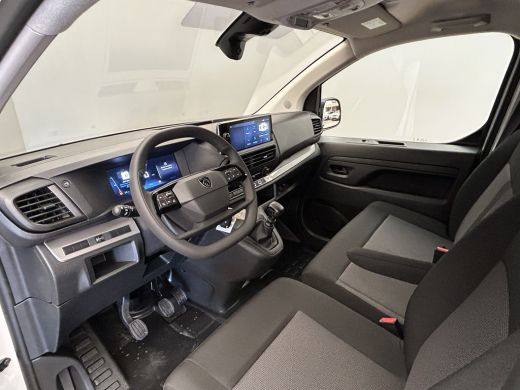 Peugeot Expert 1.5 BlueHDi 120 S&S L2 € 4.250,- Voorraad Voordeel |Surround Nav Pakket | Dodehoek detectie  | Na... ActivLease financial lease
