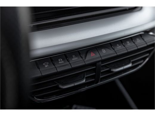 Skoda Octavia Combi 1.4 TSI iV PHEV 204 pk Business Edition Plus | Panoramadak | Camera | HUD | Carplay ActivLease financial lease
