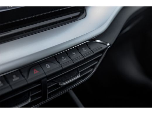 Skoda Octavia Combi 1.4 TSI iV PHEV 204 pk Business Edition Plus | Panoramadak | Camera | HUD | Carplay ActivLease financial lease