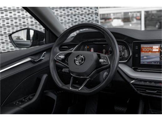 Skoda Octavia Combi 1.4 TSI iV PHEV 204 pk Business Edition Plus | Panoramadak | Camera | HUD | Carplay ActivLease financial lease