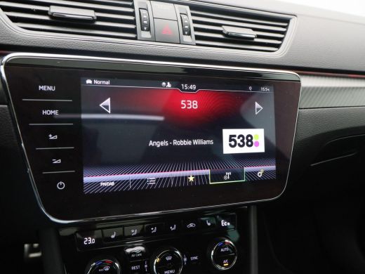 Skoda Superb Combi 1.4 TSI 218 Pk Automaat iV Sportline Business | Full LED | Panoramadak | Trekhaak | 19 Inch... ActivLease financial lease