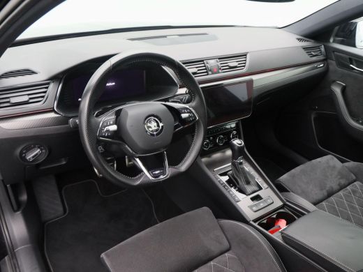 Skoda Superb Combi 1.4 TSI 218 Pk Automaat iV Sportline Business | Full LED | Panoramadak | Trekhaak | 19 Inch... ActivLease financial lease