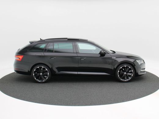 Skoda Superb Combi 1.4 TSI 218 Pk Automaat iV Sportline Business | Full LED | Panoramadak | Trekhaak | 19 Inch... ActivLease financial lease