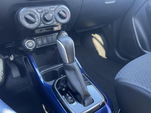 Suzuki Ignis 1.2 Smart Hybrid Select Stoelverwarming | Apple CarPlay & Android Auto | Verwarmbare buitenspiege... ActivLease financial lease