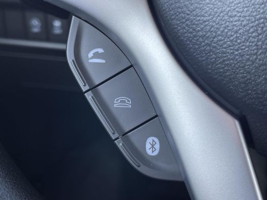Suzuki Ignis 1.2 Smart Hybrid Select Stoelverwarming | Apple CarPlay & Android Auto | Verwarmbare buitenspiege... ActivLease financial lease