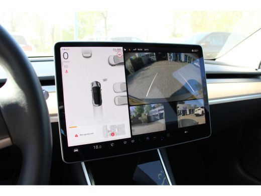 Tesla Model 3 RWD PLUS 60kWh | PAMORAMA DAK | STOELVERWARMING | AUTOPILOT | 18'' LMV | PRACHTIGE STAAT! ActivLease financial lease