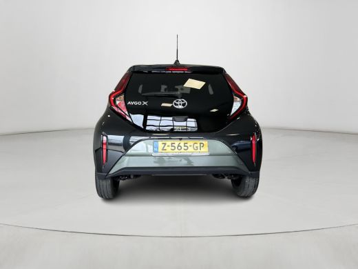 Toyota Aygo X 1.0 VVT-i MT Pulse (Caplay Navigatie - Adaptive Cruise) ActivLease financial lease