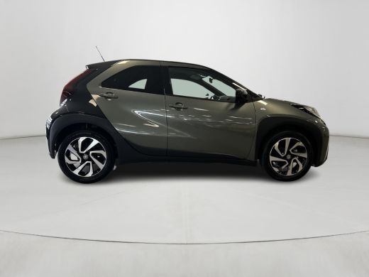 Toyota Aygo X 1.0 VVT-i MT Pulse (Caplay Navigatie - Adaptive Cruise) ActivLease financial lease