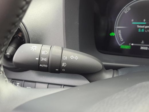 Toyota C-HR 1.8 Hybrid 140 First Edition | Stuur/Ruitverwarming | Elektr. klep | Apple CarPlay | Rijklaarprij... ActivLease financial lease