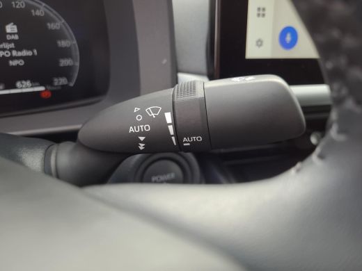 Toyota C-HR 1.8 Hybrid 140 First Edition | Stuur/Ruitverwarming | Elektr. klep | Apple CarPlay | Rijklaarprij... ActivLease financial lease