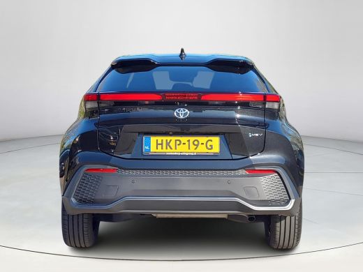 Toyota C-HR 1.8 Hybrid 140 First Edition | Stuur/Ruitverwarming | Elektr. klep | Apple CarPlay | Rijklaarprij... ActivLease financial lease