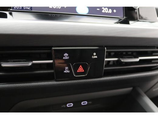 Volkswagen Golf 1.5 eTSI Style | Automaat | Full-Led | Panoramadak | Clima | Parkeersensoren | | Airconditioning ... ActivLease financial lease