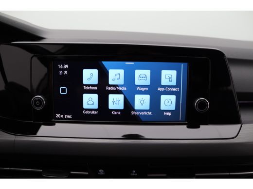 Volkswagen Golf 1.5 eTSI Style | Automaat | Full-Led | Panoramadak | Clima | Parkeersensoren | | Airconditioning ... ActivLease financial lease