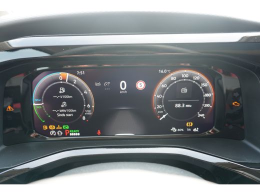 Volkswagen Multivan 1.5 eHybrid L2 Bulli Edition 4-Motion 1.5 eHybrid L2 Bulli Edition 4-Motion, IQ Light koplampen, ... ActivLease financial lease