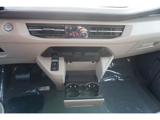 Volkswagen Multivan 1.5 eHybrid L2 Bulli Edition 4-Motion 1.5 eHybrid L2 Bulli Edition 4-Motion, IQ Light koplampen, ... ActivLease financial lease