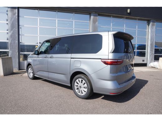 Volkswagen Multivan 1.5 eHybrid L2 Economy Business 4-Motion 1.5 eHybrid L2 Economy 4-Motion, Climatronic, 7-persoons... ActivLease financial lease