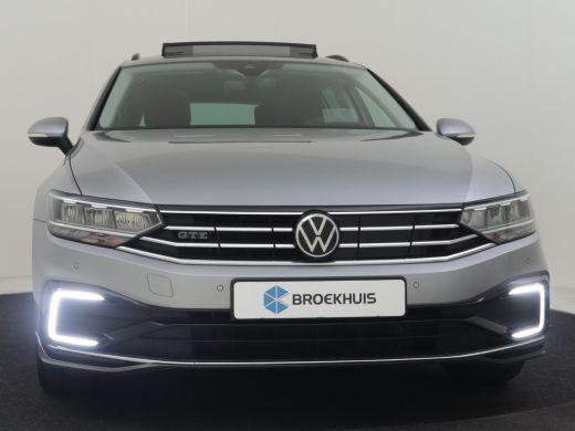 Volkswagen Passat Variant 1.4 TSI PHEV GTE Business 218pk | Adaptief cruise control | Panorama dak | Head up displa... ActivLease financial lease