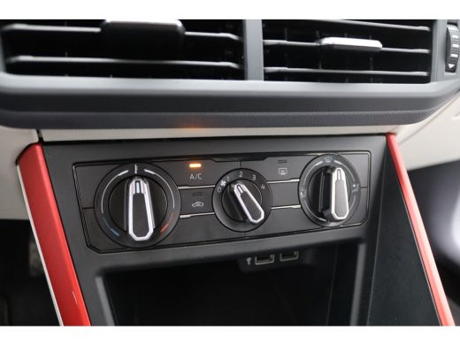 Volkswagen Polo 1.0 TSI Beats | Achteropkomend verkeer waarschuwing | Airco | Apple Carplay/Android Auto|telefoon... ActivLease financial lease