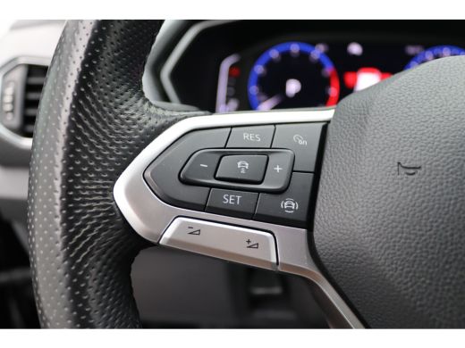 Volkswagen T-Cross 1.0 TSI Style | Achteruitrij assistent | Bots herkenning en activatie | Dakrails ActivLease financial lease