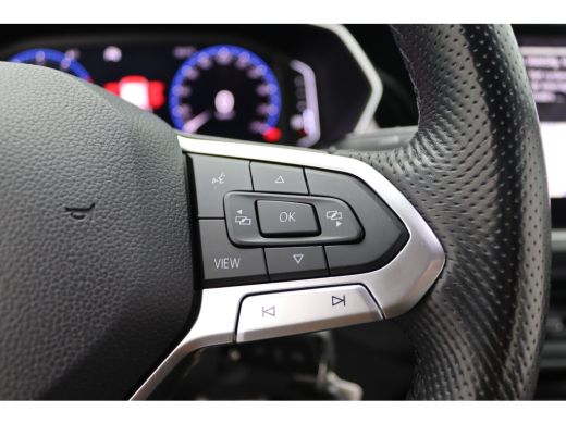 Volkswagen T-Cross 1.0 TSI Style | Achteruitrij assistent | Bots herkenning en activatie | Dakrails ActivLease financial lease