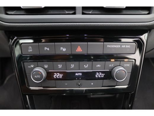 Volkswagen T-Cross 1.0 TSI Style | Achteruitrij assistent | Bots herkenning en activatie | Dakrails ActivLease financial lease