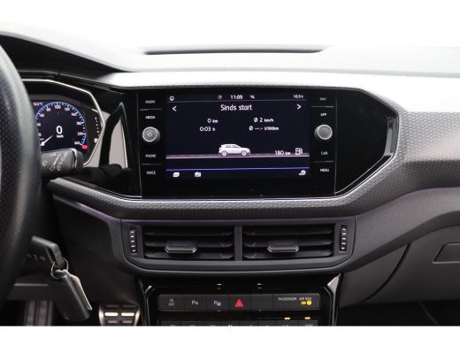 Volkswagen T-Cross 1.0 TSI Style | Achteruitrij assistent | Bots herkenning en activatie | Dakrails ActivLease financial lease