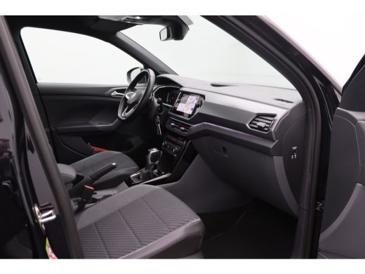 Volkswagen T-Cross 1.0 TSI Style | Achteruitrij assistent | Bots herkenning en activatie | Dakrails ActivLease financial lease