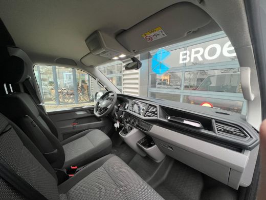 Volkswagen Transporter 2.0 TDI 110 pk L2H1 Comfortline | Trekhaak | Navigatie | Cruise control | ActivLease financial lease
