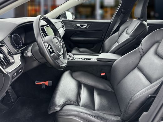Volvo  V60 B3 Inscription | 18" | Leder | Adaptieve cruise | BLIS | Harman Kardon | Stoel/stuurverwarming | ... ActivLease financial lease