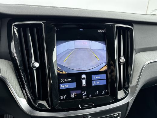 Volvo  V60 B3 Inscription | 18" | Leder | Adaptieve cruise | BLIS | Harman Kardon | Stoel/stuurverwarming | ... ActivLease financial lease