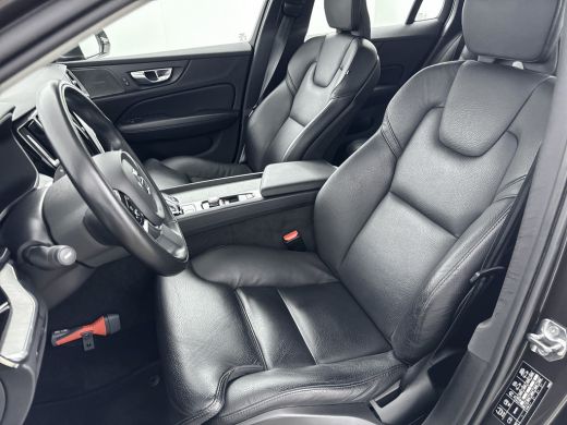 Volvo  V60 B3 Inscription | 18" | Leder | Adaptieve cruise | BLIS | Harman Kardon | Stoel/stuurverwarming | ... ActivLease financial lease