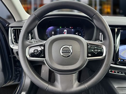 Volvo  V60 B4 Plus Bright | Panoramadak | Getint glas | Trekhaak | Full LED | Elektr. verst. stoelen | Keyle... ActivLease financial lease