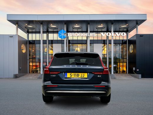 Volvo  V60 B4 Plus Bright | Panoramadak | Getint glas | Trekhaak | Full LED | Elektr. verst. stoelen | Keyle... ActivLease financial lease