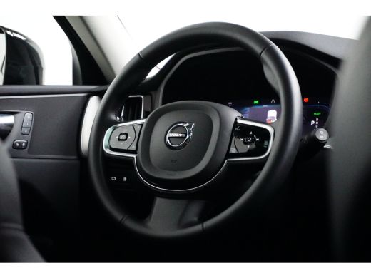 Volvo  XC60 2.0 T6 Plug-in hybrid AWD Plus Dark | Trekhaak | Camera | Schuifdak | Adaptive Cruise | BLIS ActivLease financial lease