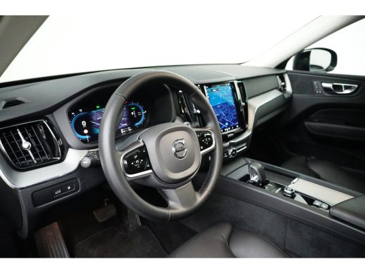 Volvo  XC60 2.0 T6 Plug-in hybrid AWD Plus Dark | Trekhaak | Camera | Schuifdak | Adaptive Cruise | BLIS ActivLease financial lease