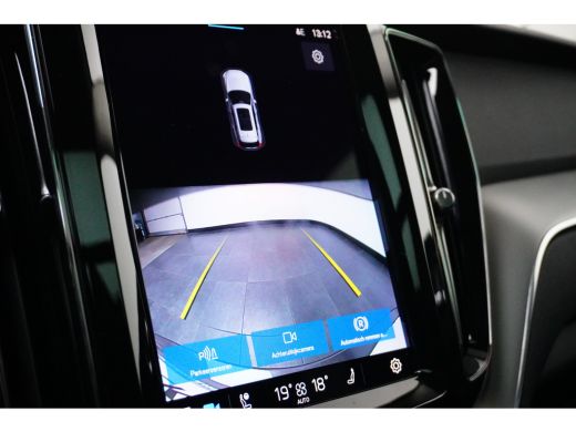 Volvo  XC60 2.0 T6 Plug-in hybrid AWD Plus Dark | Trekhaak | Camera | Schuifdak | Adaptive Cruise | BLIS ActivLease financial lease