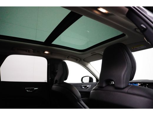 Volvo  XC60 2.0 T6 Plug-in hybrid AWD Plus Dark | Trekhaak | Camera | Schuifdak | Adaptive Cruise | BLIS ActivLease financial lease