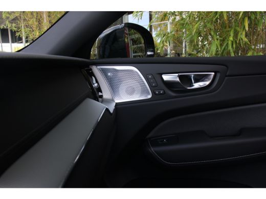 Volvo  XC60 Volvo 2.0 T8 AWD Polestar Engineered 455pk | Full Option | Trekhaak | Bowers&Wilkins | Schuifdak ... ActivLease financial lease