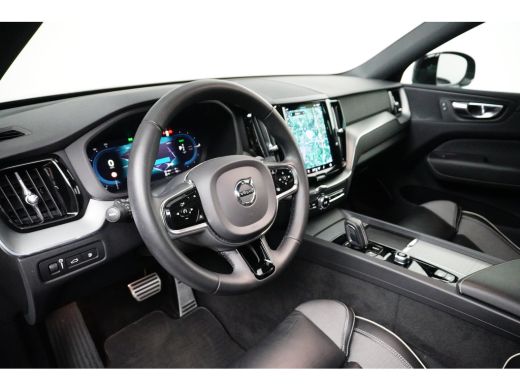 Volvo  XC60 2.0 T8 Plug-in hybrid AWD R-Design | Trekhaak | Camera | Schuifdak | Adaptive Cruise | BLIS ActivLease financial lease