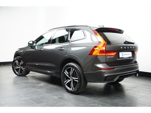 Volvo  XC60 2.0 T8 Plug-in hybrid AWD R-Design | Trekhaak | Camera | Schuifdak | Adaptive Cruise | BLIS ActivLease financial lease