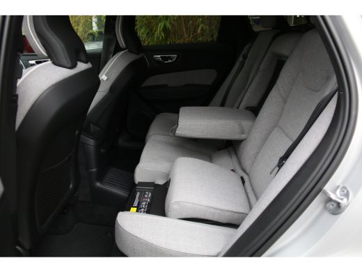 Volvo  XC60 Volvo 2.0 T8 Plug-in hybrid AWD Ultimate Dark | Tailored Wool | Bowers&Wilkins | Luchtvering | Tr... ActivLease financial lease