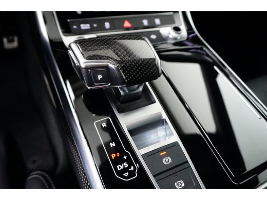 Audi Q8 60 TFSI e quattro Pro Line S Competition | Carbon pakket | Luchtvering | Trekhaak | Sportstoelen ... ActivLease financial lease