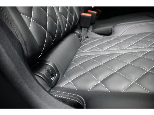 Audi Q8 60 TFSI e quattro Pro Line S Competition | Carbon pakket | Luchtvering | Trekhaak | Sportstoelen ... ActivLease financial lease