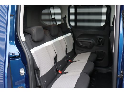 Citroën Berlingo 1.2 PURETECH 130PK SHINE AUTOMAAT / NAVI / CLIMA / LED / PDC / 17" LMV / CAMERA / KEYLESS / PANO... ActivLease financial lease