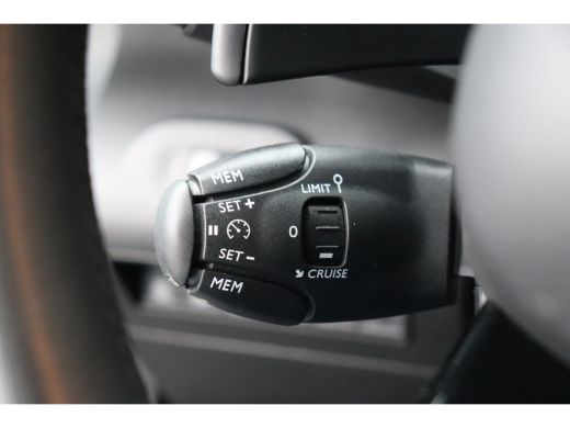 Citroën Berlingo 1.2 PURETECH 130PK SHINE AUTOMAAT / NAVI / CLIMA / LED / PDC / 17" LMV / CAMERA / KEYLESS / PANO... ActivLease financial lease