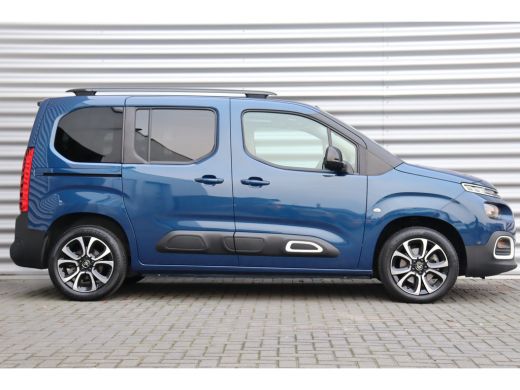 Citroën Berlingo 1.2 PURETECH 130PK SHINE AUTOMAAT / NAVI / CLIMA / LED / PDC / 17" LMV / CAMERA / KEYLESS / PANO... ActivLease financial lease