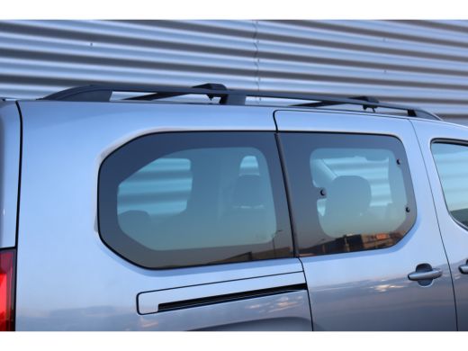 Citroën Berlingo XL Citroën Berlingo 1.2 PURETECH 130PK 7-ZITS FEEL AUTOMAAT / NAVI / CLIMA / LED / PDC / BLUETOOT... ActivLease financial lease