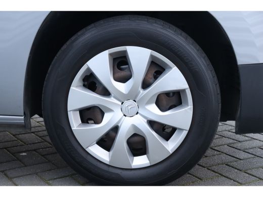 Citroën Berlingo XL Citroën Berlingo 1.2 PURETECH 130PK 7-ZITS FEEL AUTOMAAT / NAVI / CLIMA / LED / PDC / BLUETOOT... ActivLease financial lease